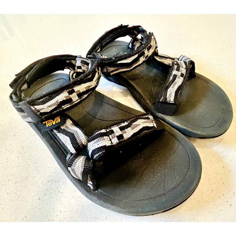 Teva Boys Sandals Black Blue Strappy Outdoor Little Boys Sz 11
